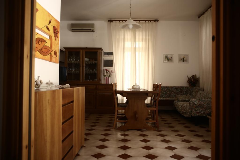 Villa Curri لوكوروتوندو المظهر الخارجي الصورة